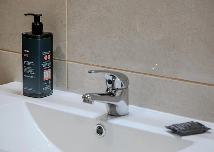 Guestready - In The Heart Of *